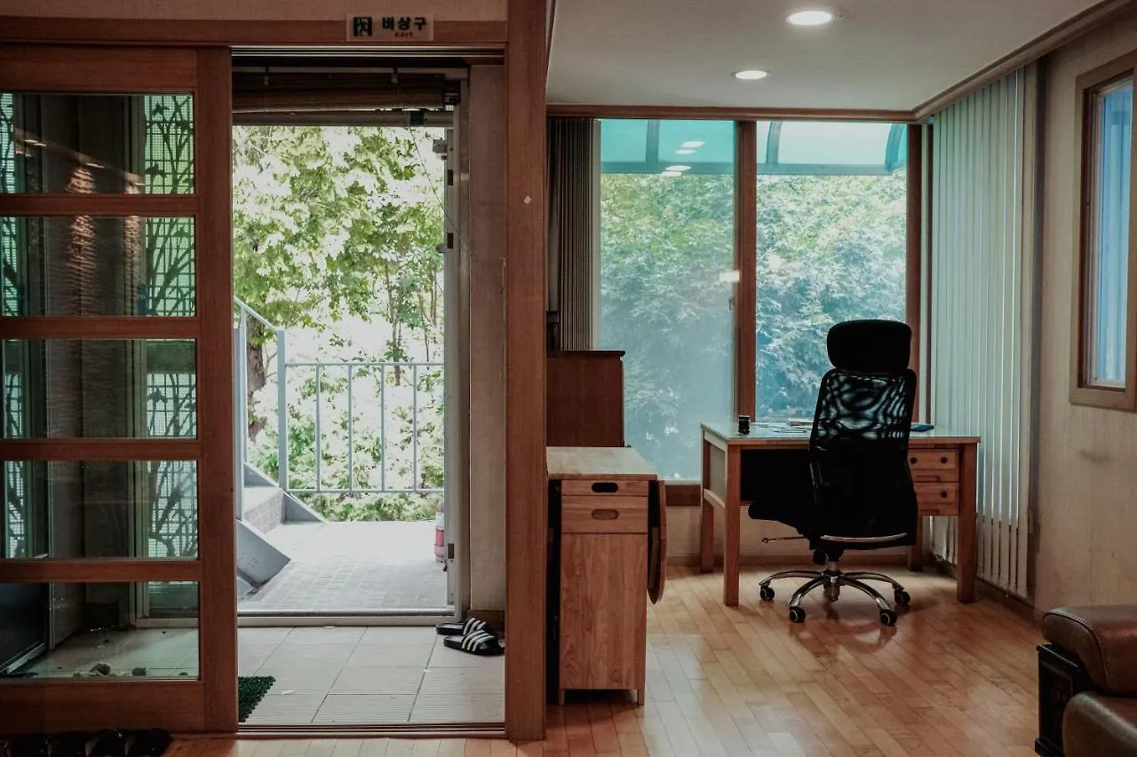 Yeonnam-Dong Edge House_Honeymoon Yeonnam Lejlighed Seoul 0*,